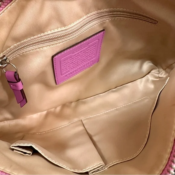 Coach Soho Chain Buckle Pink Patent Leather Shoulder Bag Y2K - Picture 11 of 12